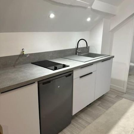 Appartement Centre Ville Lillebonne 2Eme Etage Екстер'єр фото