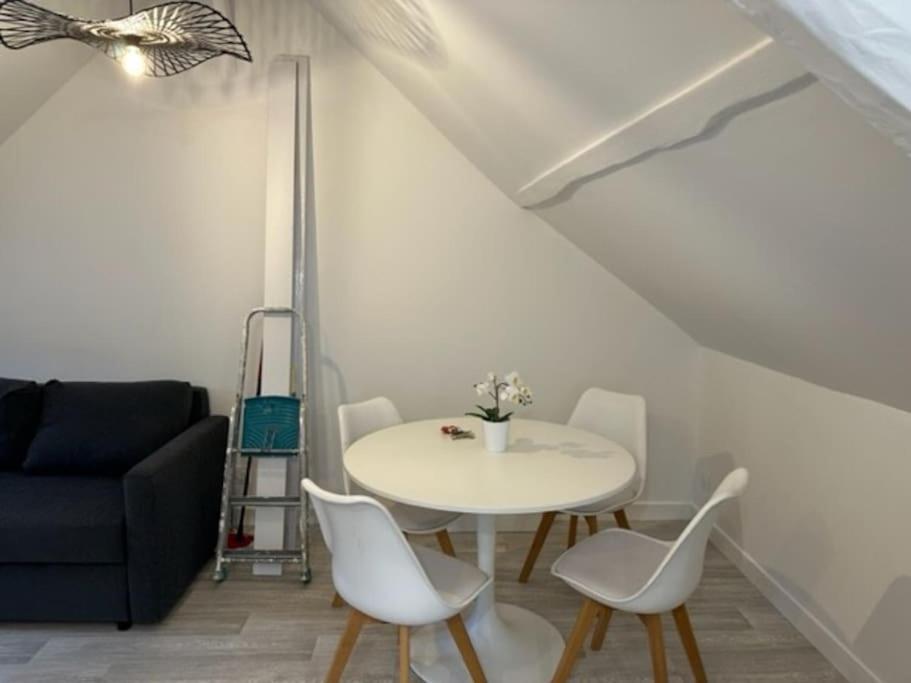 Appartement Centre Ville Lillebonne 2Eme Etage Екстер'єр фото