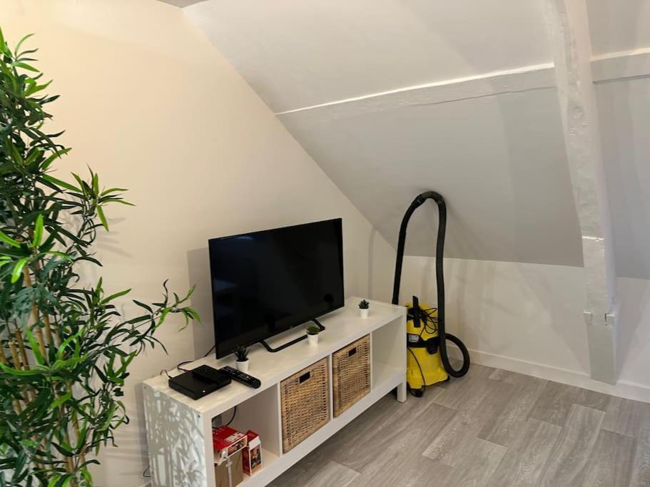 Appartement Centre Ville Lillebonne 2Eme Etage Екстер'єр фото